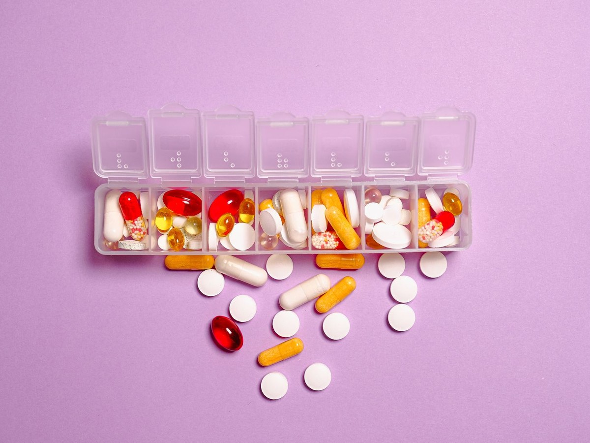 Medication organizer containing tablets and capsules